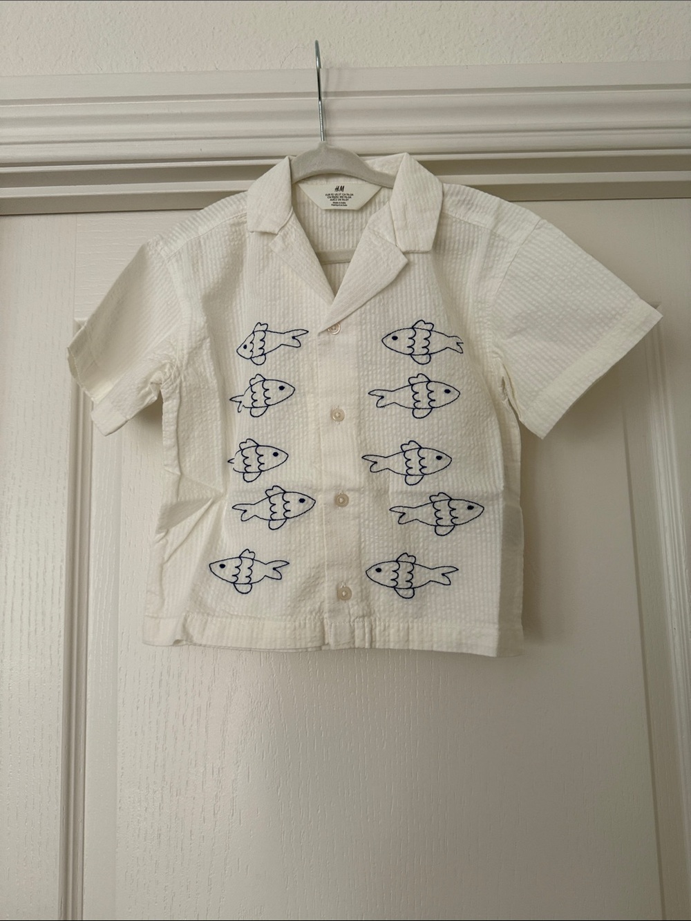 H&M Cream Short-Sleeve Button Down Shirt with Navy Fish Motif